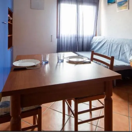 Airport-free Shuttle Night-pool Azzurro Wi Fi Air Cond Wash Machine Parking Included In Price *